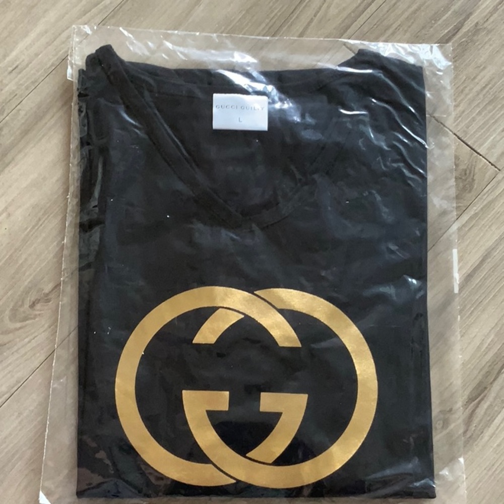 Women’s Gucci Black Promotional T Shirt Large V Neck Long Sleeve - Picture 6 of 8